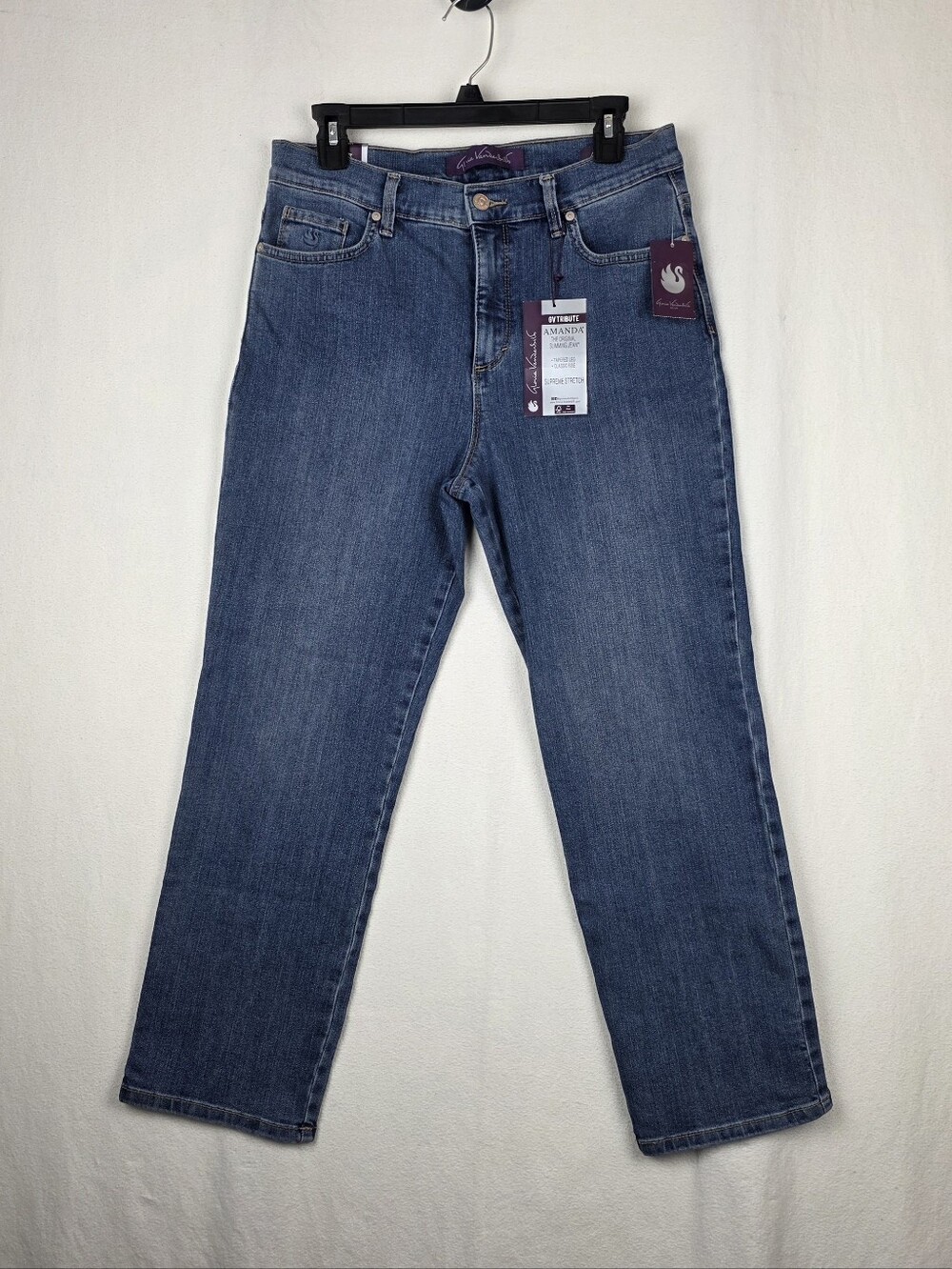NWT! Gloria Vanderbilt Women’s Stretch Classic Fit Amanda Jeans size 12p Short
